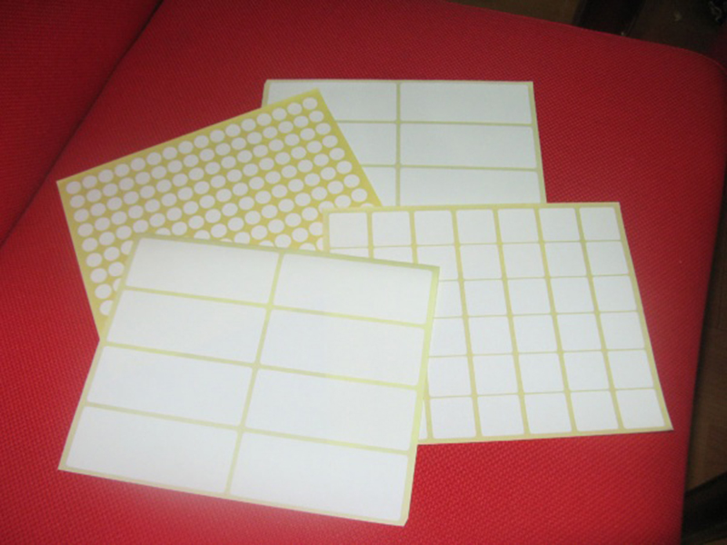 Giấy in decal A4 bế sẵn