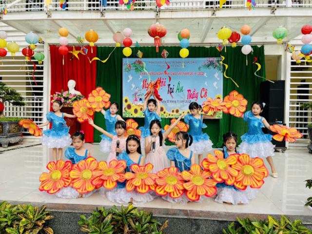 Hình ảnh đẹp ngày 20/11 - 1