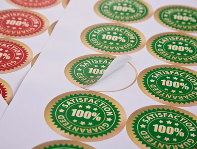 Decal giấy là loại chất liệu phổ biến nhất trong ngành in ấn