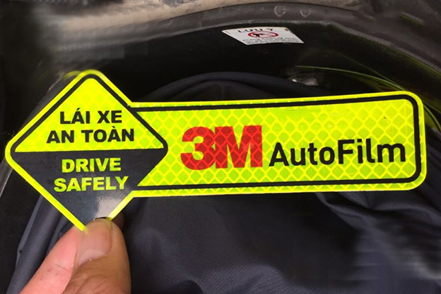 In-tem-decal-phan-quang