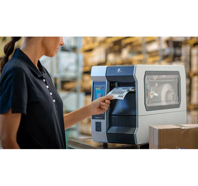 Máy in mã vạch công nghiệp có cấu tạo chắc chắn, tốc độ in ấn nhanh