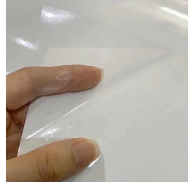 Giấy in decal khổ A4 trong suốt