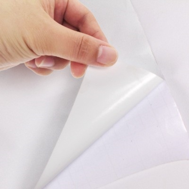 Decal-trong-sua-decal-trang-sua