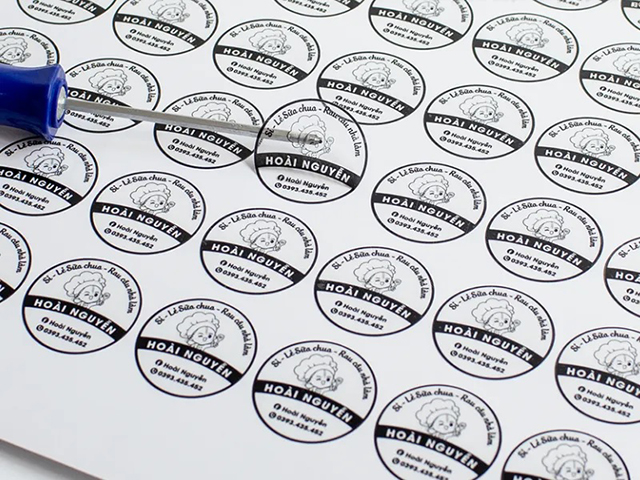 Luu-y-quan-trong-khi-in-tem-decal-trong