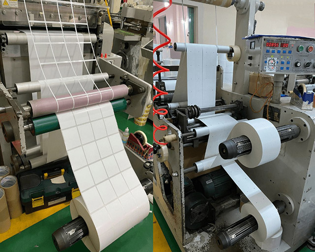 Tiêu chí lựa chọn công ty in tem nhãn cuộn uy tín