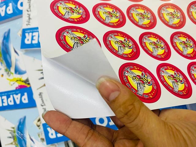 Ưu điểm giấy decal in ảnh